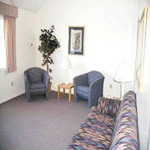 Attitash Motel & Suites Бартлетт Экстерьер фото