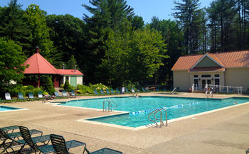 Attitash Motel & Suites Бартлетт Экстерьер фото